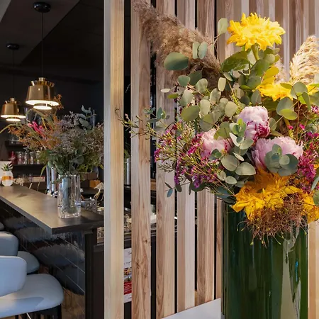 Hotel The Originals Boutique, Le Pariou, 3*