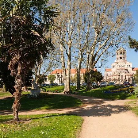 Hotel The Originals Boutique, Le Pariou, Issoire